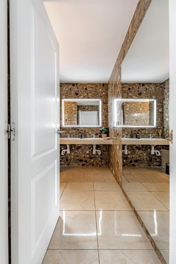 La Rosa De Los Vientos Luxury Apartment 阿德耶 外观 照片